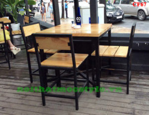 bàn ghế chân sắt mặt gỗ đước ưa chuộng