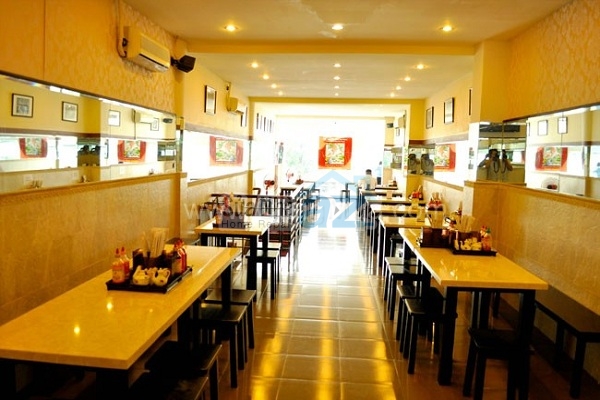 noithatmocstyle.vn-Bố trí bàn ghế tăng chiều sâu cho nhà hàng nhỏ noithatmocstyle.vn-Bố trí bàn ghế tăng chiều sâu cho nhà hàng nhỏ
