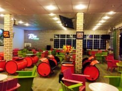 Ghế thùng phi sáng tạo cho không gian quán cafe, nhà hàng