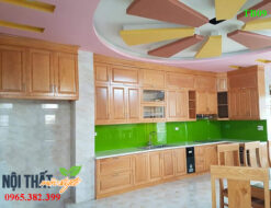 Tủ bếp gỗ sồi nga TB09