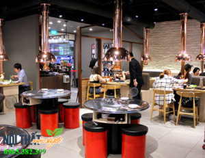 Bàn ghế lẩu nướng từ thùng phi mang đậm phong cách Hàn