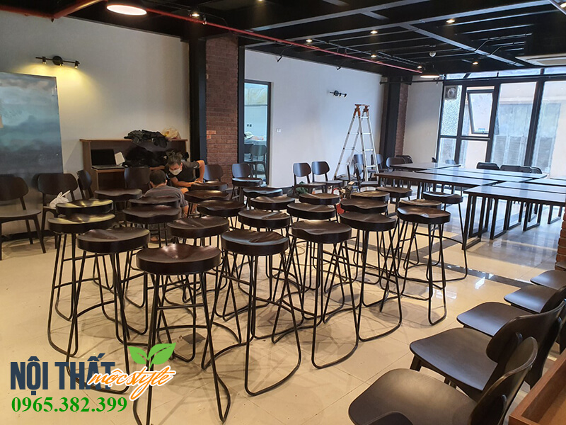 Ghế bar khung sắt mặt gỗ cao cấp, 1 lựa chọn khôn ngoan cho nhà hàng Ghế bar khung sắt mặt gỗ cao cấp, 1 lựa chọn khôn ngoan cho nhà hàng