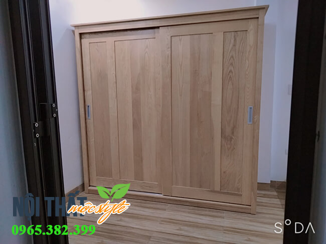Tủ quần áo cánh lùa được làm bằng chất liệu gỗ tần bì mộc mạc và gần gũi thiên nhiên Tủ quần áo cánh lùa được làm bằng chất liệu gỗ tần bì mộc mạc và gần gũi thiên nhiên