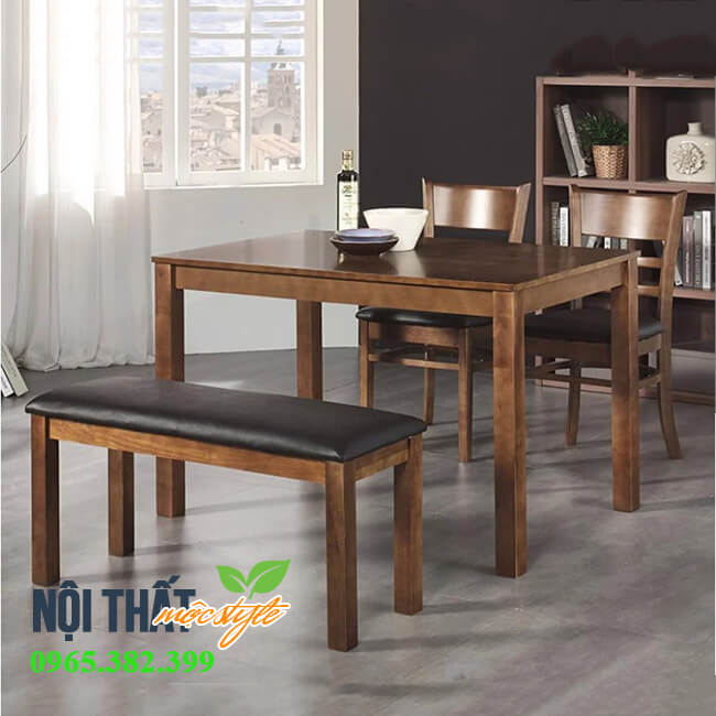 Bộ bàn ăn được thiết kế vô cùng linh động khi kết hợp ghế băng giúp tiết kiệm tối đa diện tích