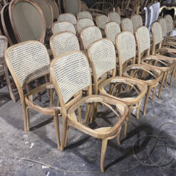 Mua ghế Thonet 811 lưng tựa mây, măt ngồi gỗ, nệm hoặc mây theo yêu cầu