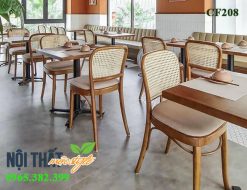 không gian quán cafe ấm cúng