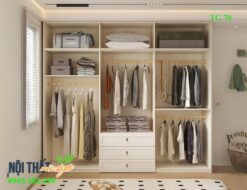 Không gian bên trong của tủ 6 cánh nhà Mộc