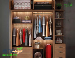 Không gian bên trong của tủ quần áo