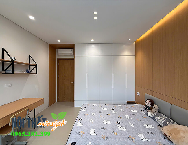 Sử dụng gam màu trắng, gỗ kết hợp nhấn đen cho phòng bé trai dùng tới khi cưới vợ vân đẹp không lỗi mốt