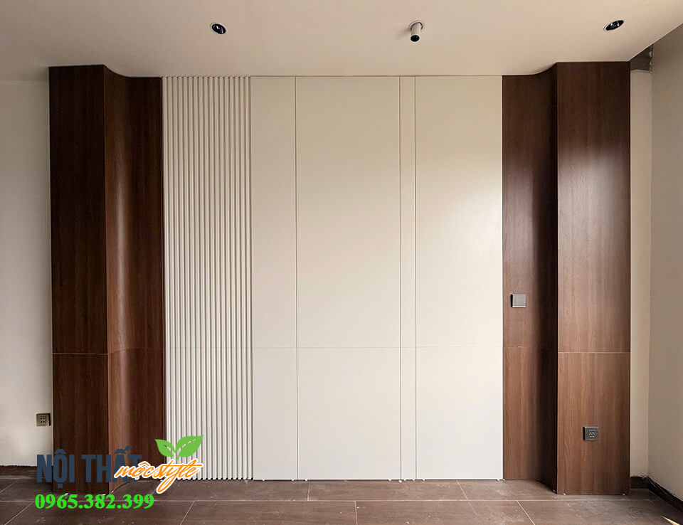 Vách ốp sau sofa hiện đại với sự phối màu ấn tượng